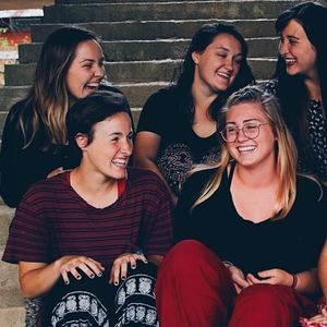 Meet your Posher, Alexis